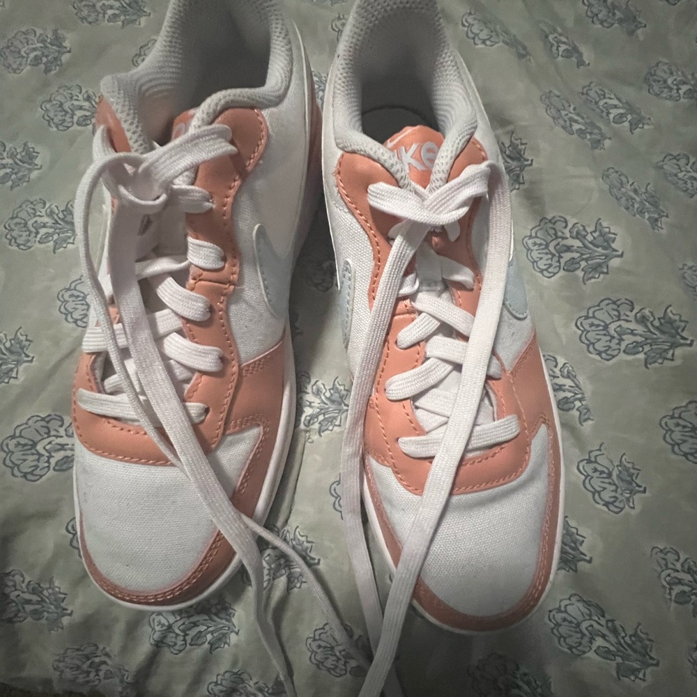 Nike Women's White and Peach Sneakers